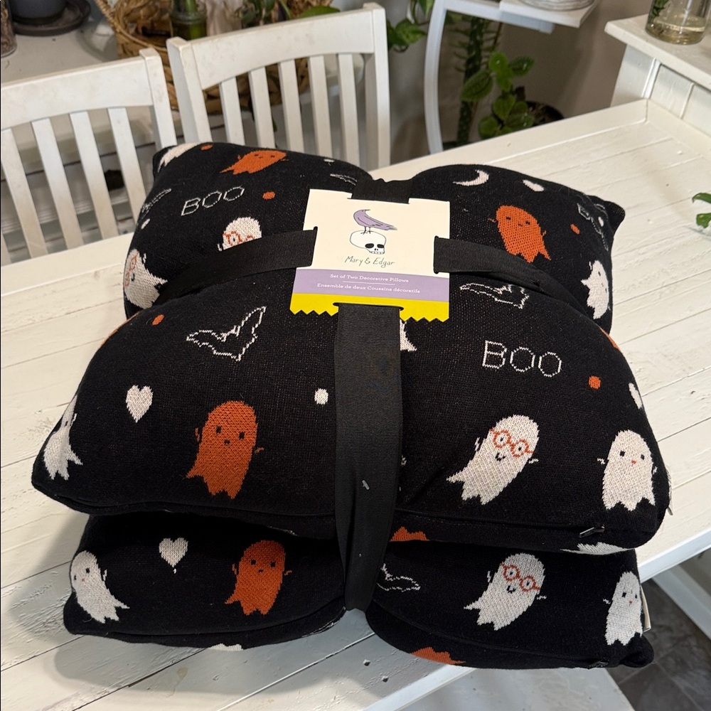 Mary & Edgar Halloween Ghost/Bat  Print Black set of 2 Throw Pillows NWT